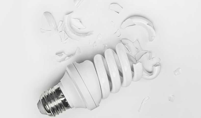 Что делать если разбили энергосберегающую лампу дома - всё о электрике