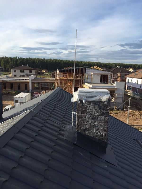 Заземление крыши из металлочерепицы: основные методики