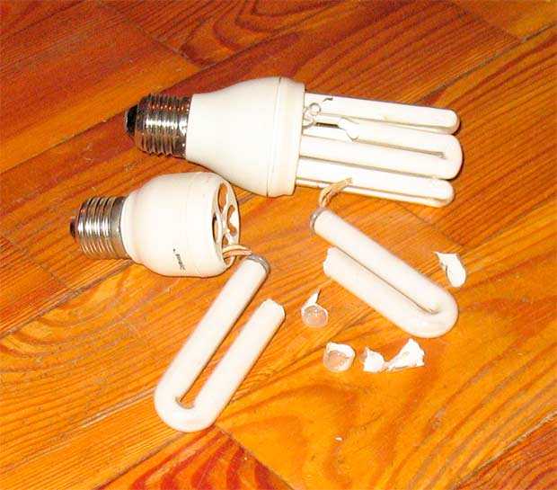 Если разбилась энергосберегающая лампочка, опасно ли это
