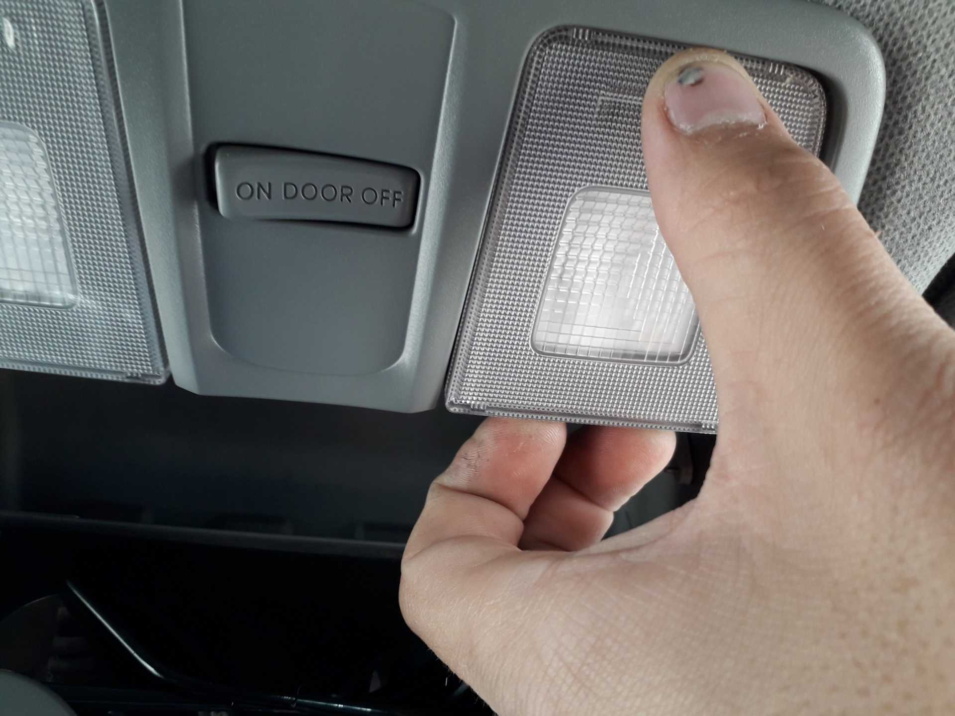 Как снять плафон освещения салона на ford focus 2 – taxi bolt