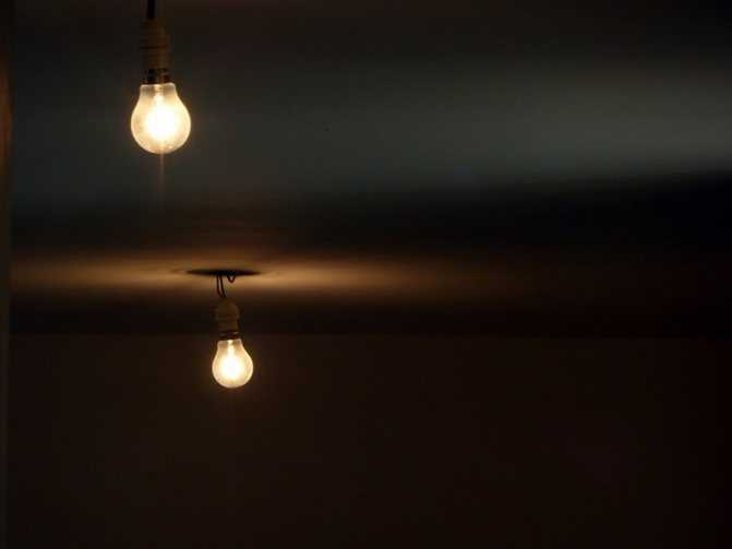 Мигает свет в квартире: причины, что делать?
мигает свет в квартире: причины, что делать?