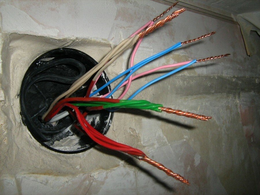Можно ли соединять провода разного сечения - как можно надежно соединить медные провода разного сечения - легкое дело