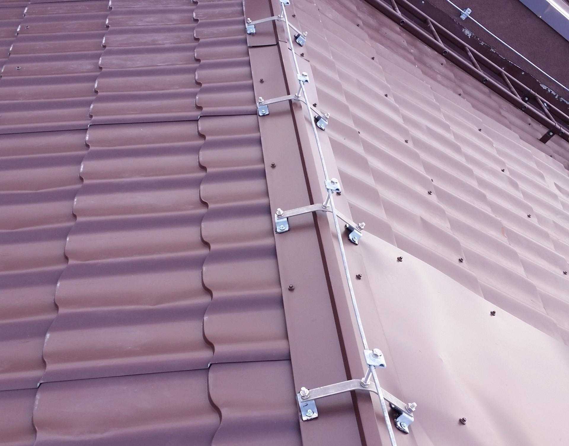 Молниезащита металлической крыши: инструкция + фото