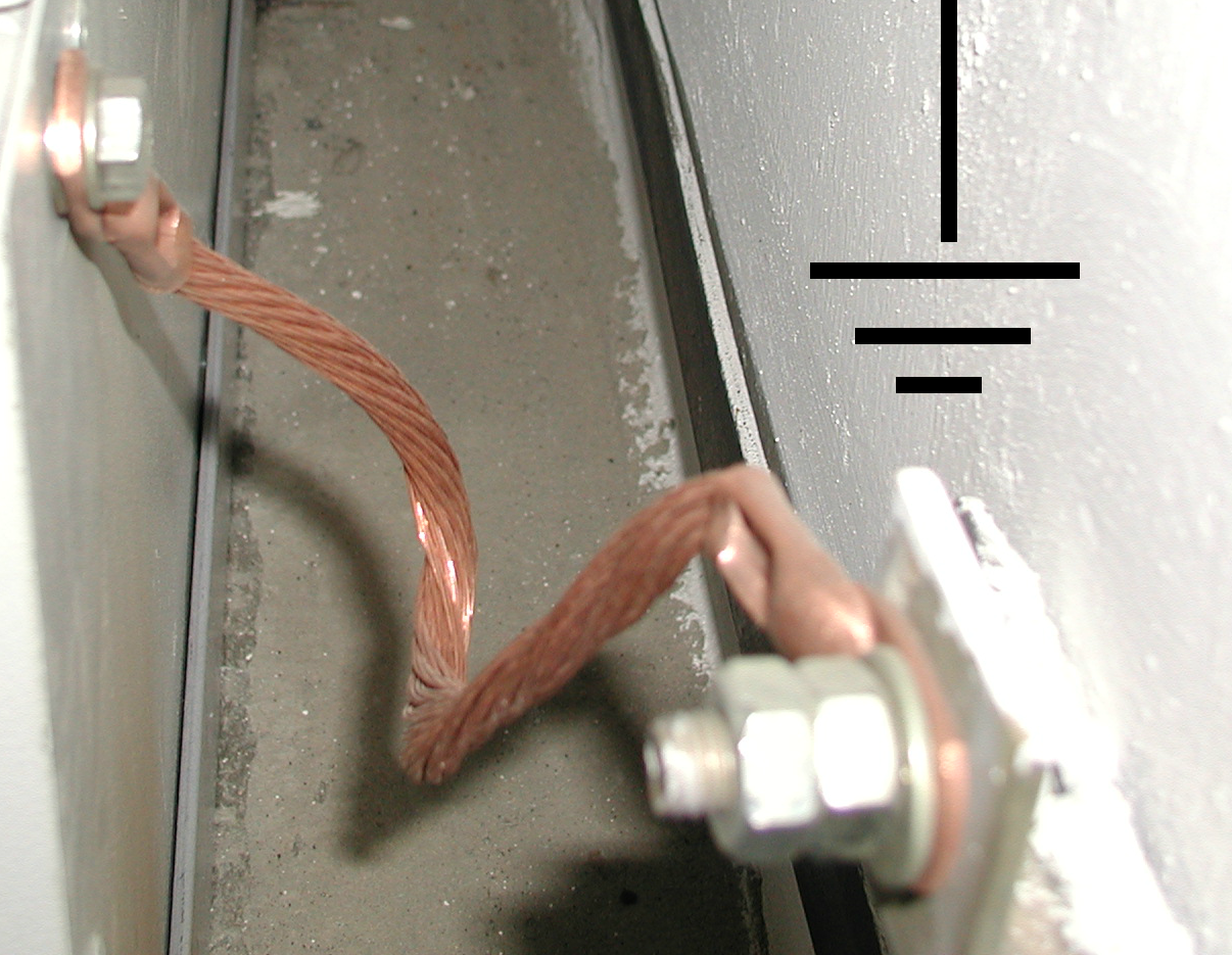Стиральная машина бьет током: как быть, если в квартире нет заземления?