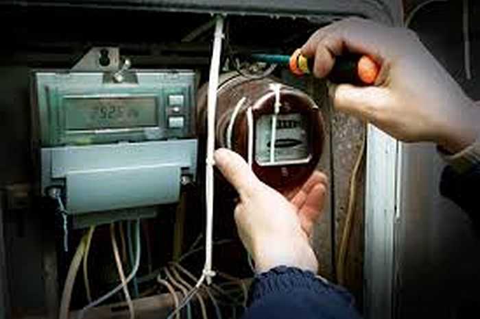 Правила установки электросчетчика в частном доме 2020: изменения и поправки