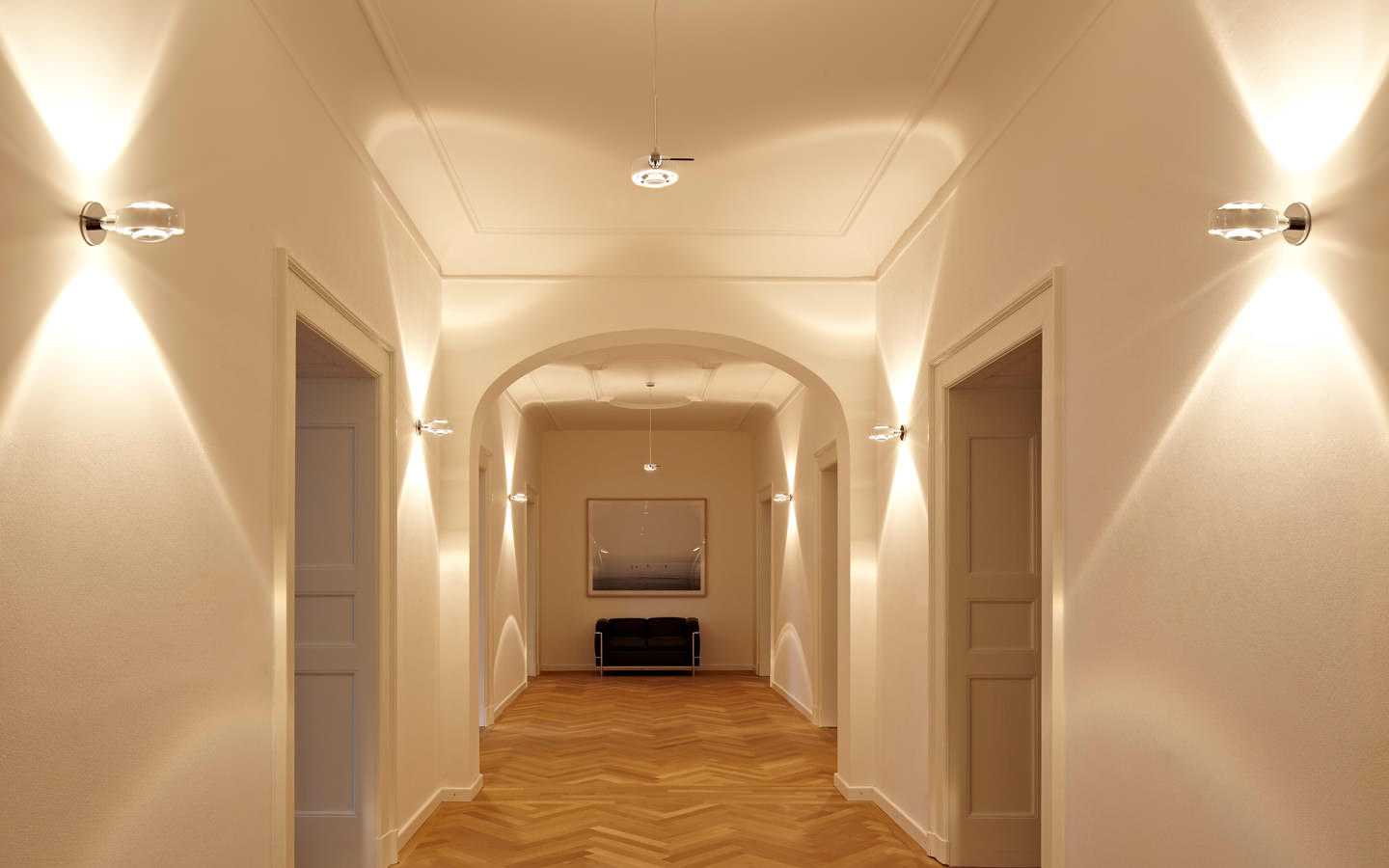 Освещение в прихожей и коридоре с натяжными потолками