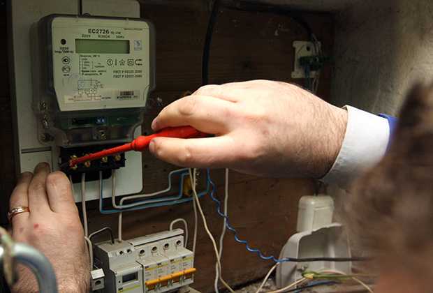 Перерасход электроэнергии — причины и способы его устранения – ремонт своими руками на m-stone.ru