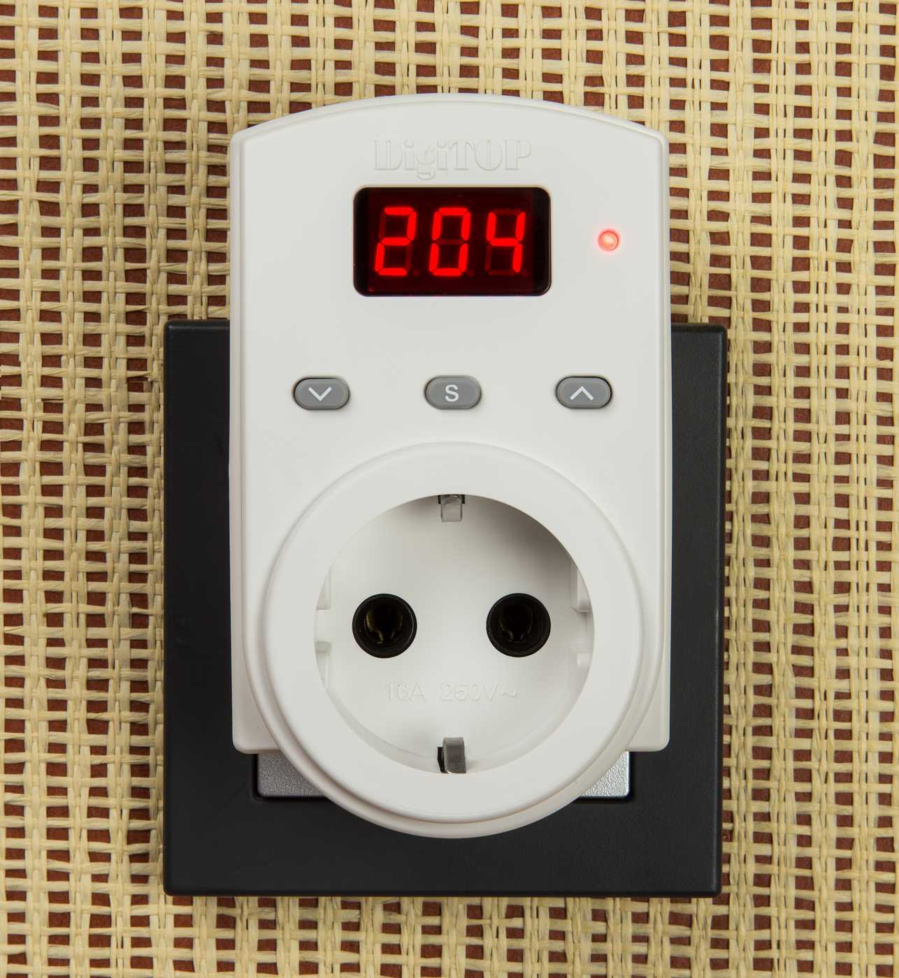Защита сети 220 вольт от перенапряжения — как защитить электроприборы в вашем доме?