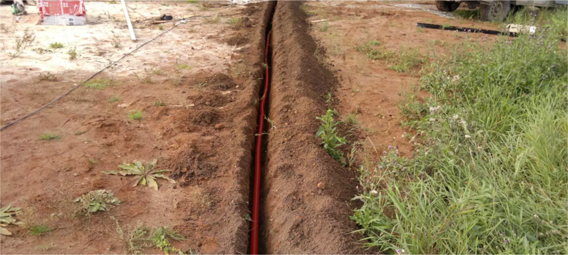 Расстояние между кабелями и трубопроводами, газопроводами по пуэ: электрокабели в земле