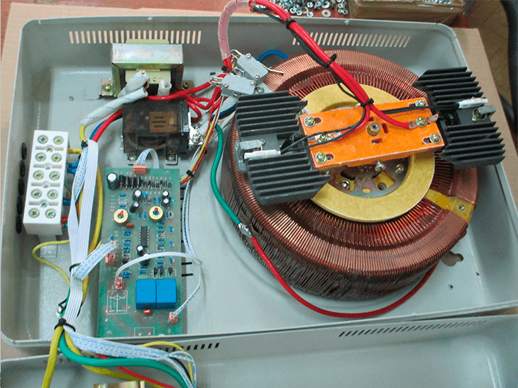 Инверторные электронные автоматические стабилизаторы напряжения, принцип работы, преимущества перед сетевыми фильтрами