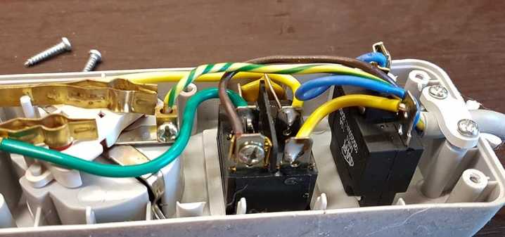 Что делать если при включении кондиционера выбивает автомат защиты — ремонтируем кондиционер