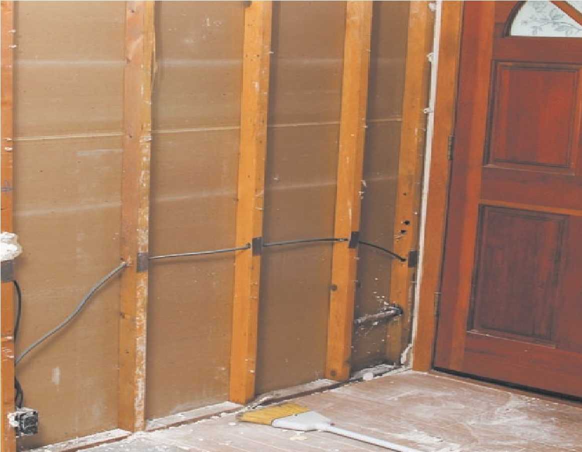 Как сделать скрытую электропроводку в деревянном доме