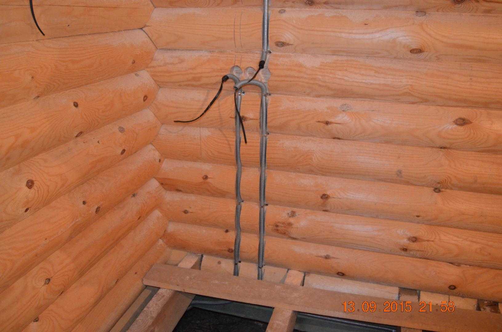 Скрытая проводка в деревянном доме: конструкции пуэ