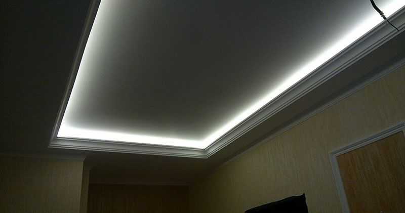 Скрытая подсветка потолка: конструкции из гипсокартона и пенополистирола