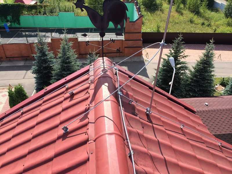 Заземление крыши из металлочерепицы своими руками — пошаговое видео и фото