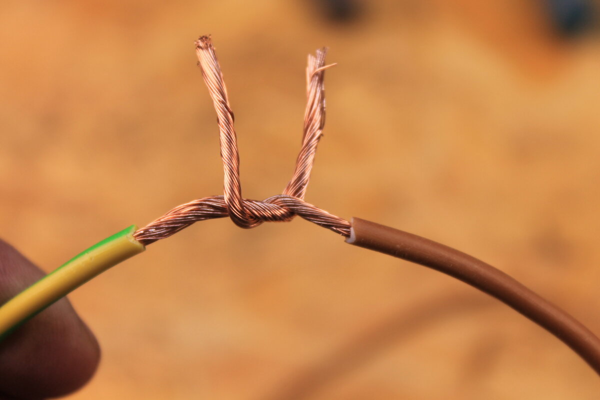 Скрутка проводов: инструкция как правильно соединить провода. 105 фото основных вариантов соединений