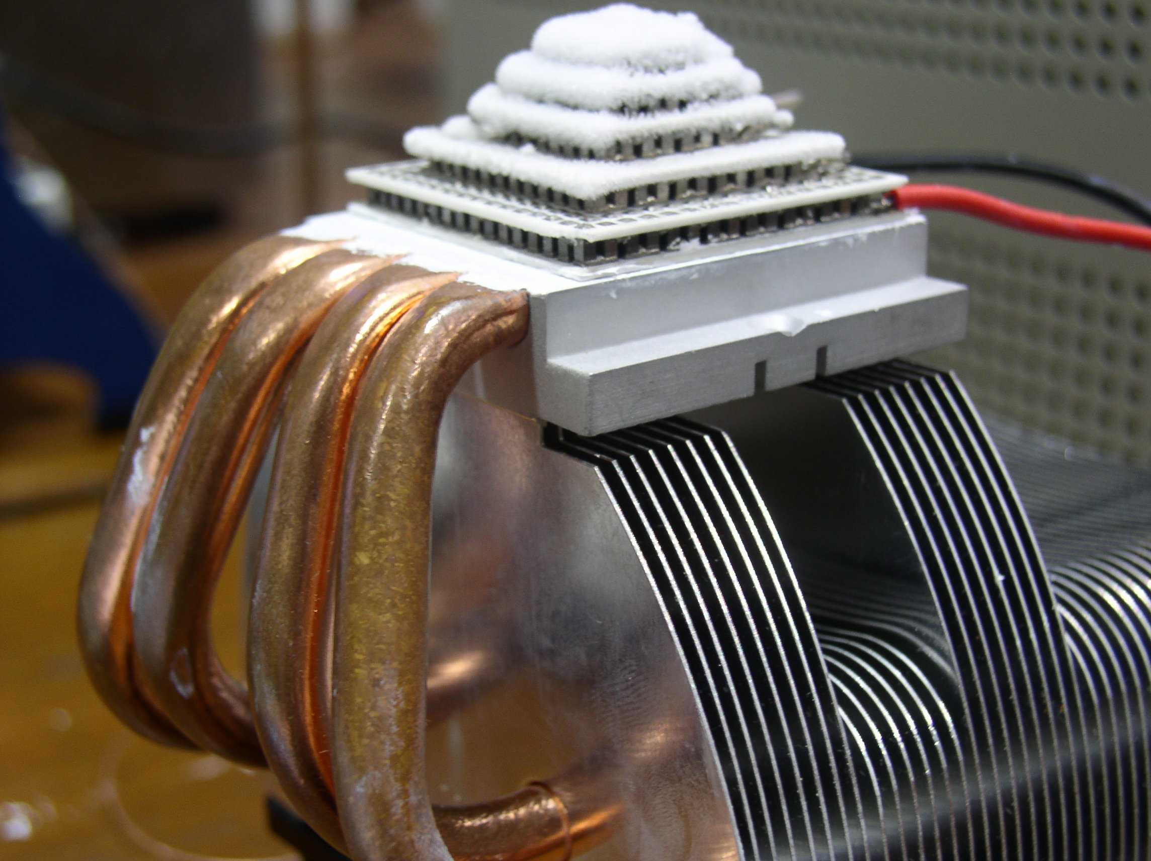Термогенератор своими руками: инструкция по изготовлению преобразователя тепловой энергии в электрическую